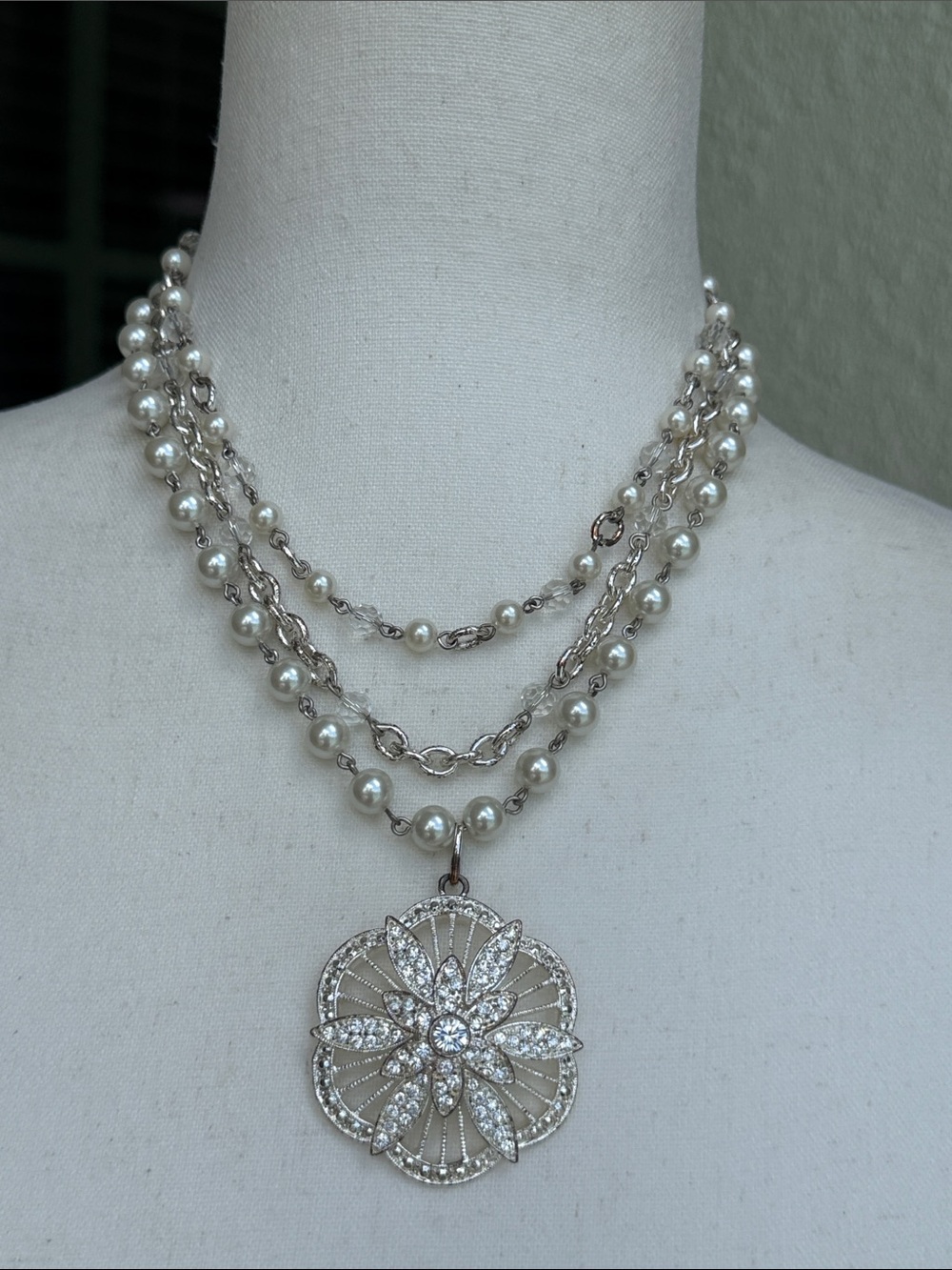 Vintage Triple strand faux pearl necklace